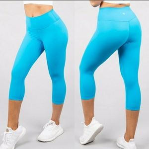 Buffbunny Live Capri Legging Hawaiian Blue Large